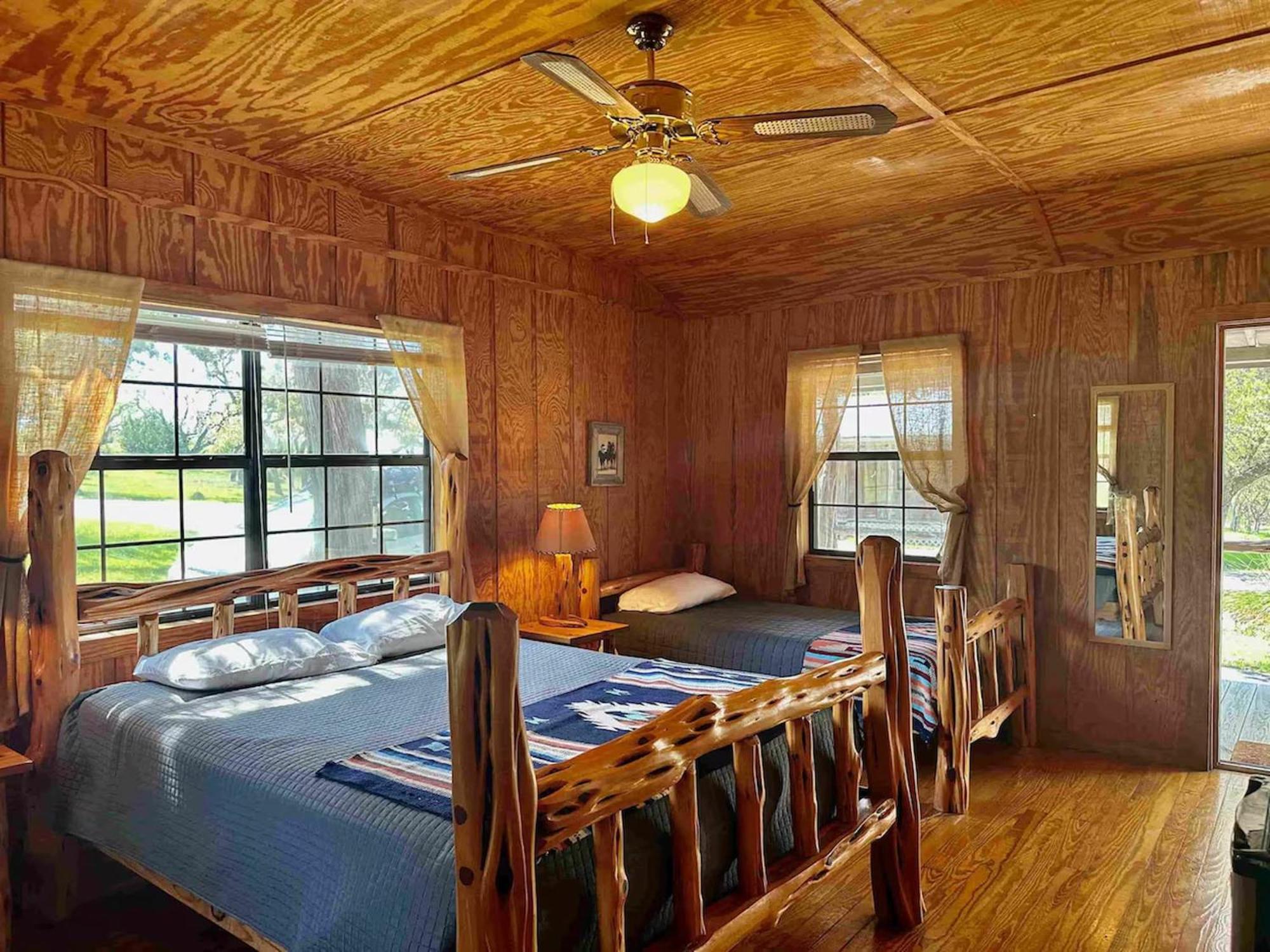 Hotel Crc Ranch Retreat Bandera Habitación foto